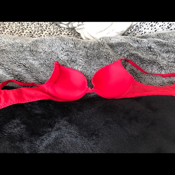 Victoria secret bra - Picture 2 of 2